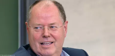 Portraitaufnahme von Peer Steinbrück.