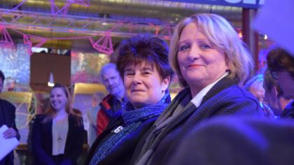 Profilaufnahme von Rena Tangens und Sabine Leutheusser-Scharrenberger